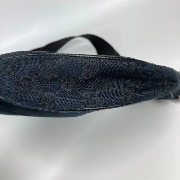 GUCCI GGCanvas Shoulder Bag Black CanvasxLeather - Picture 6 of 14